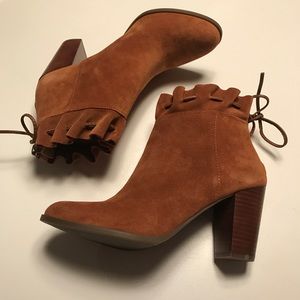 Crown & Ivy booties